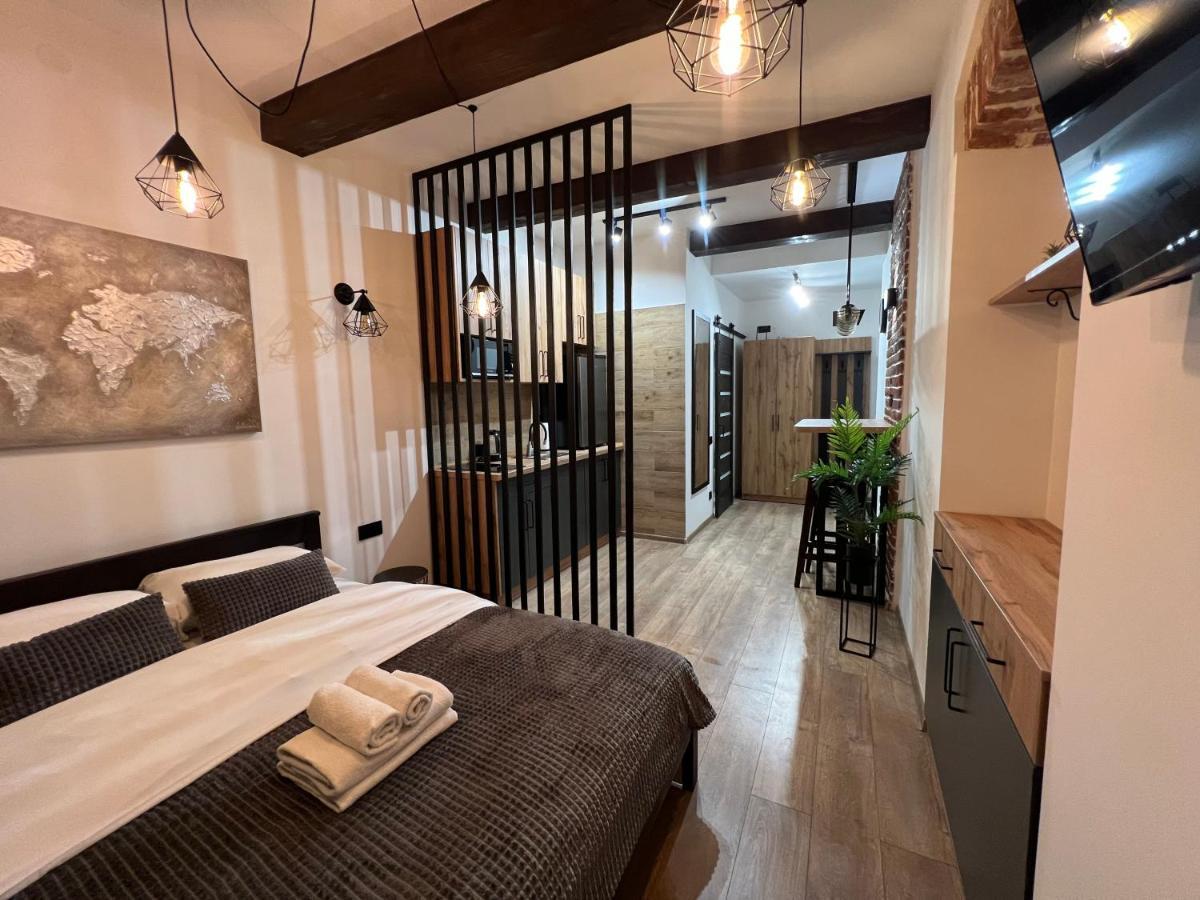 Cozy Loft На Староєврейській 24 Lviv Ngoại thất bức ảnh