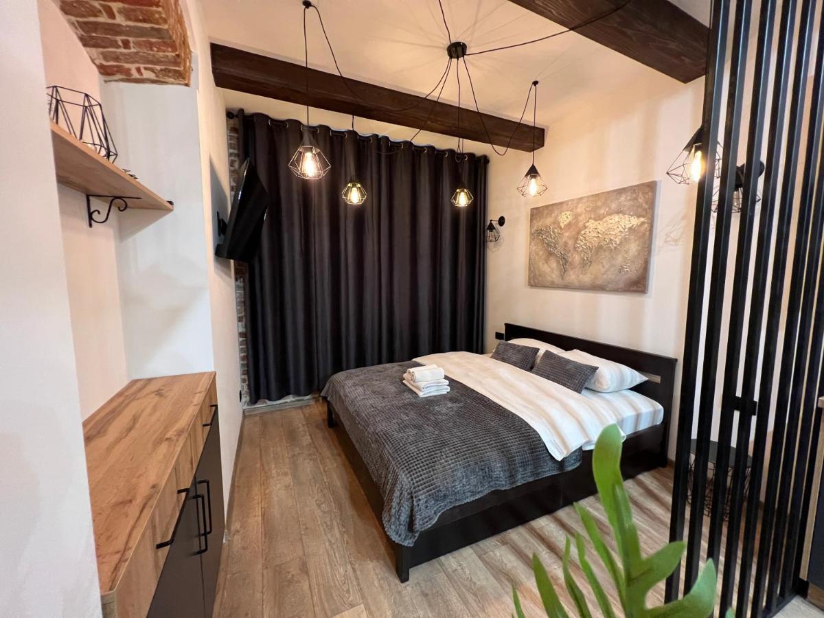 Cozy Loft На Староєврейській 24 Lviv Ngoại thất bức ảnh